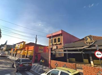 Comercial · 250m² · 12 Quartos · 2 Vagas · Casa comercial na Avenida Itaberaba, N. 148 - DUPL. • 250 m²