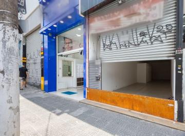 Comercial · 70m² · 1 Vaga · Loja na Rua Dronsfield, 126 • 70 m²