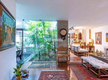 Casa · 271m² · 5 Quartos · 4 Vagas · Casa tipo para venda em Jardim Leonor com 4 quartos, sendo 4 suítes, 571m², 4 vagas.