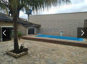 Casa · 350m² · 3 Quartos · 8 Vagas · Casa de Alto Padrão com 3 Quartos, Lazer Completo e Pomar à Venda em Arniqueira 