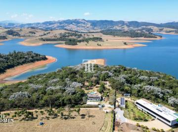 Sítio, chácara, rural à venda de frente com a represa em Joanópolis, Bragança Pta, Piracaia, Represa do Rio Jaguarí · Sítio Exclusivo com Acesso Privativo à Represa – 45.000 m² de Lazer e Conforto