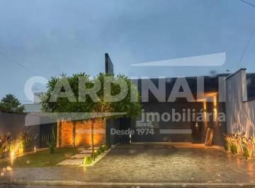 Casa · 125m² · 3 Quartos · 4 Vagas · Linda casa em Condomínio Altos da Boa Vista.