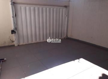 Comercial · 200m² · 2 Quartos · 1 Vaga · Casa comercial disponível para locação no bairro Osvaldo Rezende em Uberlândia-MG.