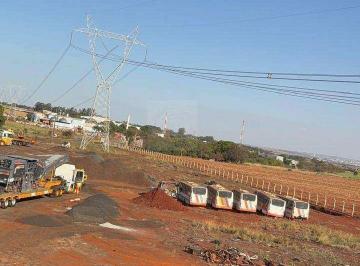 industria-a-venda-em-ribeirao-preto1512430.jpeg · Indústria à venda em Jardinópolis, 18000000m²