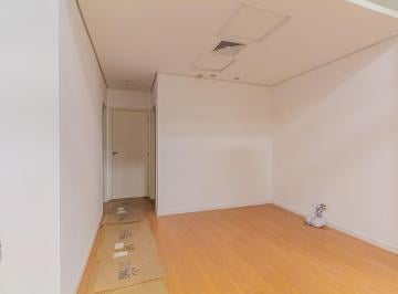 Comercial · 33m² · 6 Quartos · Loja em galeria na Rua Vinte e Quatro de Maio, N. 77 - Loja 19 • 33 m²