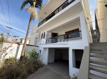 Casa · 250m² · 3 Quartos · 5 Vagas · Sobrado, Planalto Paulista - São Paulo