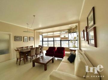 b3075d202c0d81a045e86d8f48c74962ab9fe066 · Apartamento amplo e mobiliado à venda! no Centro