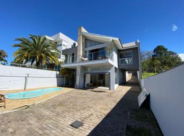 Casa · 350m² · 4 Quartos · 2 Vagas · Casa à venda em Sapiranga/RS