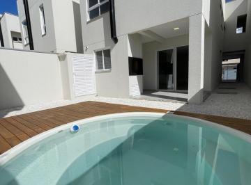 Casa · 163m² · 3 Quartos · 2 Vagas · Excelente Sobrado de 3 Suítes no Bairro São João em Itajaí SC