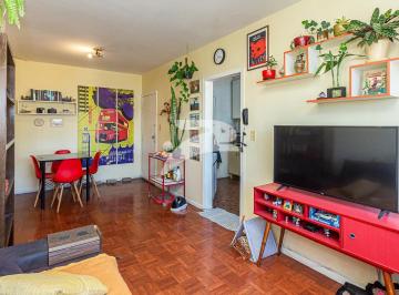 Sala · Apartamento 2 Quartos Agua Verde 63m²