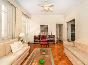 Apartamento · 175m² · 4 Quartos · Excelente apartamento de 4 quartos com vista para o mar!
