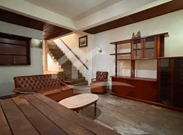Casa · 384m² · 5 Quartos · 1 Vaga · Casa de 5 Quartos no Catete