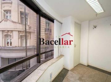 Comercial · 80m² · Sala :  / Comercial / Centro