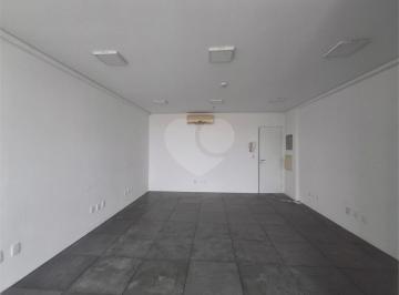 Área de Serviço · Imoveis - na Chácara Santo Antônio