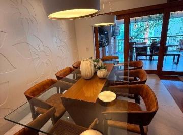 d1410fe1ba8f81f18a4657f6060d0d5ef4468c45 · 205 m² de bom gosto e sofisticação