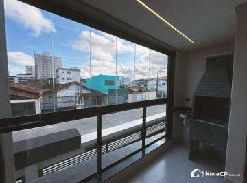 f1c22622edfbb5af51ae1c48613311ada74f35a2 · Sobrado Duplex à venda no Ocian, Praia Grande/SP – 2 suítes, sacada e fino acabamento