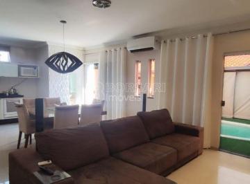 Casa · 219m² · 2 Quartos · 2 Vagas · Casa Padrão em Araraquara