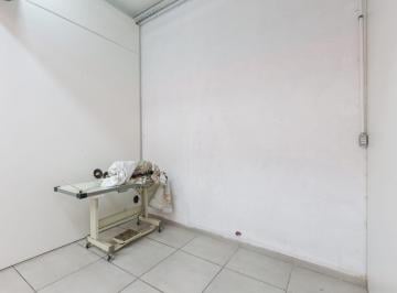 Comercial · 6m² · 1 Quarto · Loja em galeria na Rua General Carneiro, N. 235 - Térreo • 6 m²