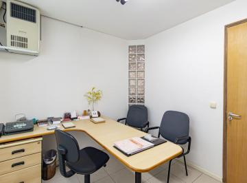 Comercial · 49m² · 1 Vaga · Sala comercial na Rua Álvaro Rodrigues, N. 182 - Conjunto 66 • 49 m²