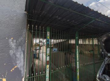Comercial · 135m² · 5 Quartos · 1 Vaga · Casa comercial na Rua Mário Massi, N. 41 • 135 m²