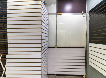 Comercial · 5m² · Loja em galeria na Rua Vinte e Cinco de Março, N. 821 - Box 39 • 5 m²