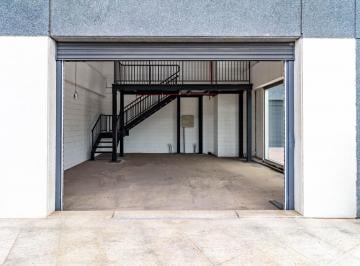 Comercial · 70m² · 10 Vagas · Loja na Avenida Marquês de São Vicente, N. 1301 - Loja 9 • 70 m²