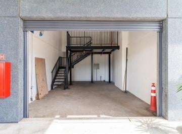 Comercial · 60m² · 10 Vagas · Loja na Avenida Marquês de São Vicente, N. 1301 - Lojas 3 a 12 • 60 m²