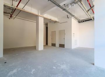 Comercial · 90m² · 8 Vagas · Loja na Avenida José Estevão de Magalhães, N. 50 - Loja 2 • 90 m²
