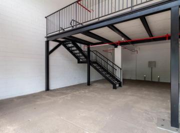 Comercial · 128m² · 10 Vagas · Loja na Avenida Marquês de São Vicente, N. 1301 - Loja 12 • 128 m²