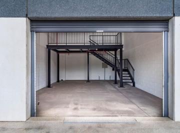 Comercial · 90m² · 4 Vagas · Loja na Avenida Marquês de São Vicente, N. 1301 - Loja 6 • 90 m²