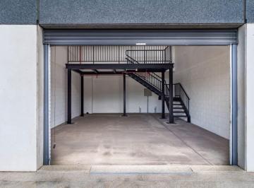 Comercial · 90m² · 4 Vagas · Loja na Avenida Marquês de São Vicente, N. 1301 - Loja 6 • 90 m²