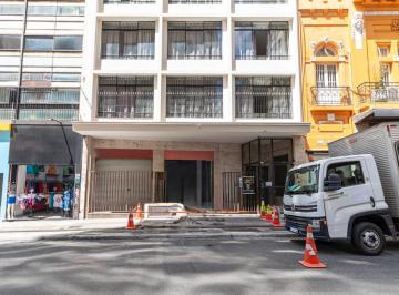 Comercial · 400m² · 6 Quartos · Loja na Rua Sete de Abril, N. 79 • 400 m²