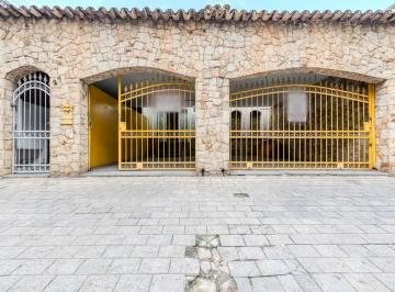 Comercial · 300m² · Prédio comercial na Rua Brentano, 277 • 300 m²