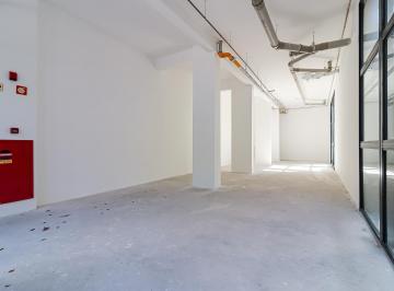 Comercial · 90m² · 8 Vagas · Loja na Avenida José Estevão de Magalhães, N. 50 - Loja 01 • 90 m²