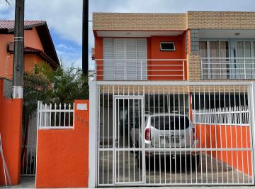 Casa de 3 quartos, Florianópolis · CASA 3 SUÍTES 350 MTS DA PRAIA