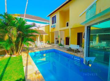 Casa · 221m² · 4 Quartos · 2 Vagas · Anil - Mirante da Serra - Casa de condomínio com piscina 3 qtos 221m2