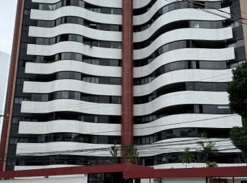 Apartamento de 5 quartos, Maceió · VENDO APT PONTA COM 4/4 mais DCE