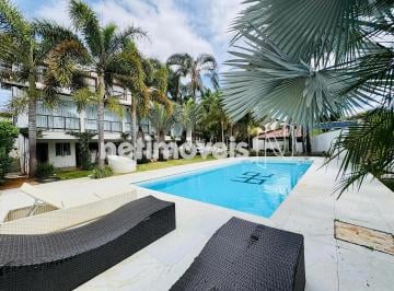 Casa · 254m² · 3 Quartos · 6 Vagas · Linda Casa Exclusiva com Habite-se em lote de 1.500m²; no Trevo