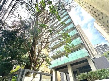 Comercial · 60m² · 2 Vagas · Conjunto comercial a venda na rua Lincoln Albuquerque.
