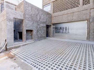 Comercial · 345m² · 2 Quartos · 2 Vagas · Galpão na Rua Teodoro Sampaio, N. 890 • 345 m²