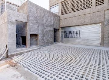 Comercial · 345m² · 2 Quartos · 2 Vagas · Galpão na Rua Teodoro Sampaio, N. 890 • 345 m²