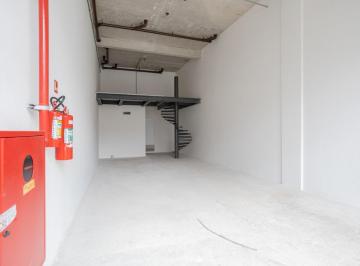 Comercial · 90m² · 3 Quartos · Loja na Rua Monte Serrat, N. 1290 - Loja 01 • 90 m²