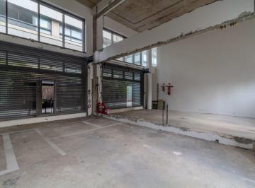 Comercial · 45m² · 1 Vaga · Loja na Rua Doutor Amâncio de Carvalho, N. 86 - 04 • 45 m²