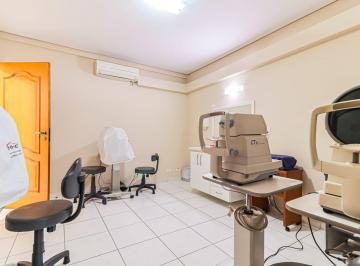 Comercial · 140m² · Sala comercial na Praça Oswaldo Cruz, N. 124 - Cj64 • 140 m²