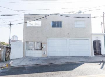 Comercial · 85m² · 1 Vaga · Sobreloja na Rua Jaboticabal, N. 1357 • 85 m²