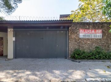 Comercial · 450m² · 4 Vagas · Casa comercial na Praça Silveira Santos, N. 136 • 450 m²