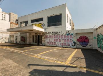 Comercial · 4300m² · 10 Quartos · 20 Vagas · Prédio comercial na Avenida Itaberaba, N. 549 • 4300 m²