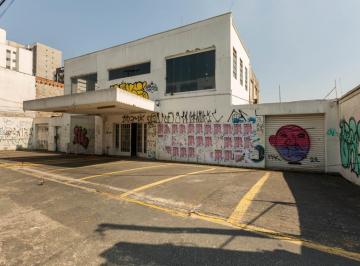 Comercial · 4300m² · 10 Quartos · 20 Vagas · Prédio comercial na Avenida Itaberaba, 549 • 4300 m²