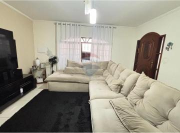 Casa · 250m² · 3 Quartos · 2 Vagas · Sobrado 3 Dorms com 2 Vagas - OPORTUNIDADE