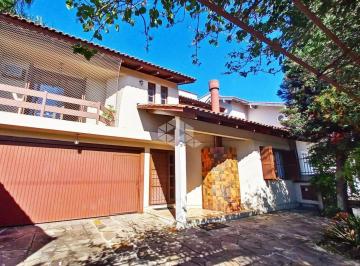 234224_iv98yJKy1X68X89633yZ_23422462670c4b209fc.jpg · Casa 3 dormitórios, terreno amplo, piscina, Ipanema